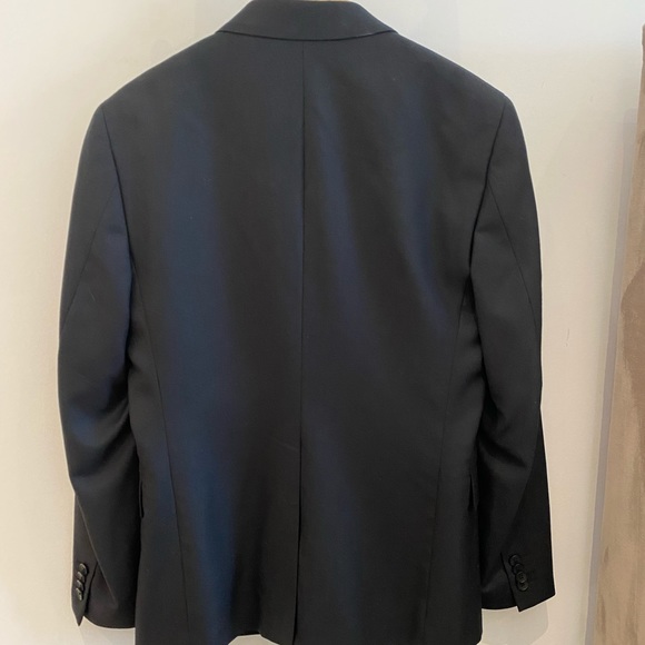 Brand New Theory Suit - Picture 4 of 8